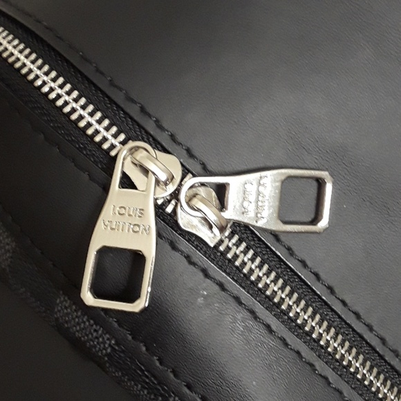 Louis Vuitton Michael Backpack - Picture 7 of 8